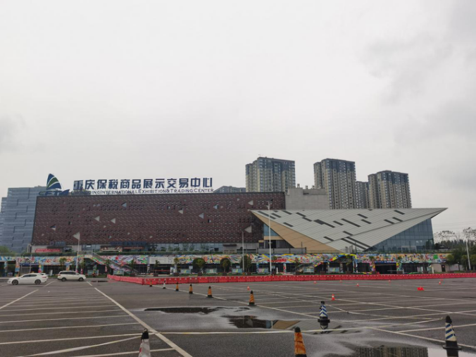 寸灘國際絲路花街建筑光影秀于7月1日開街上演啦！(圖1)